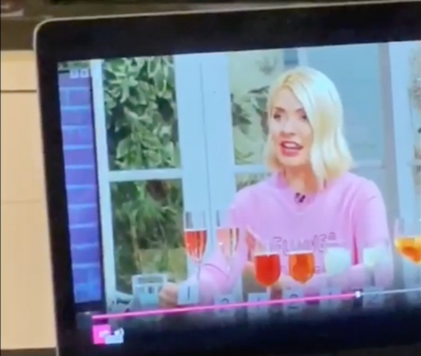 Holly Willoughby Says Noughty Rosé "Best I've Tried"