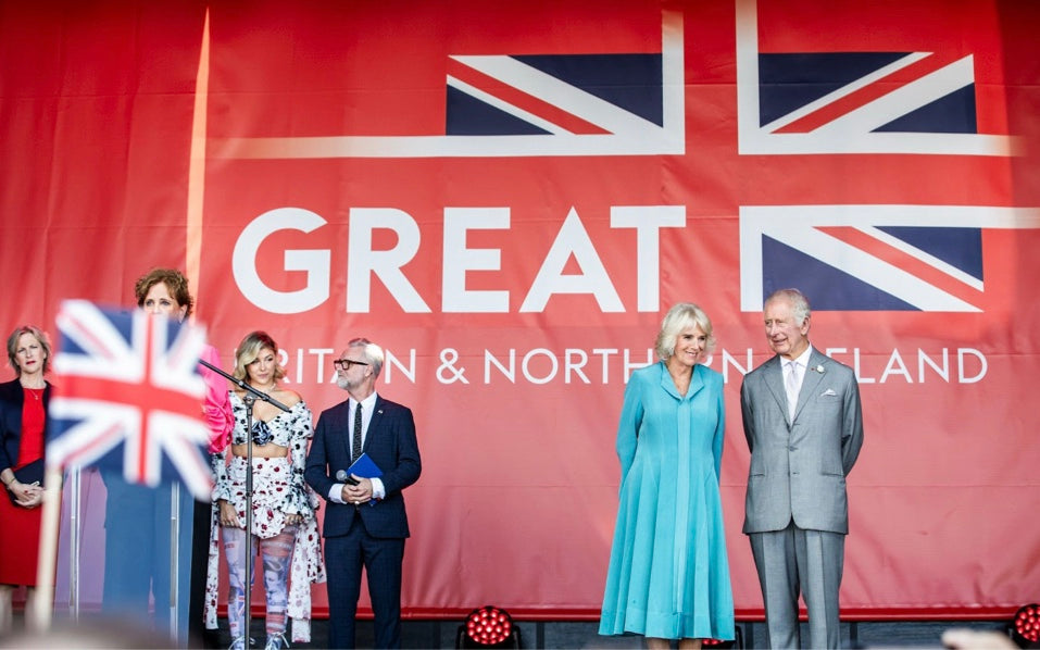 A Right Royal Bordeaux - King and Queen Enjoy French Welcome with Noughty Pouring